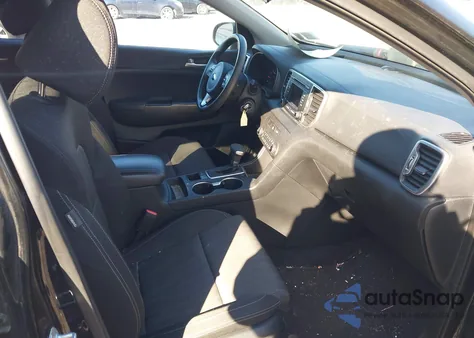 2019 Kia Sportage Lx z USA, uszkodzony, nr VIN KNDPMCAC0K7575609